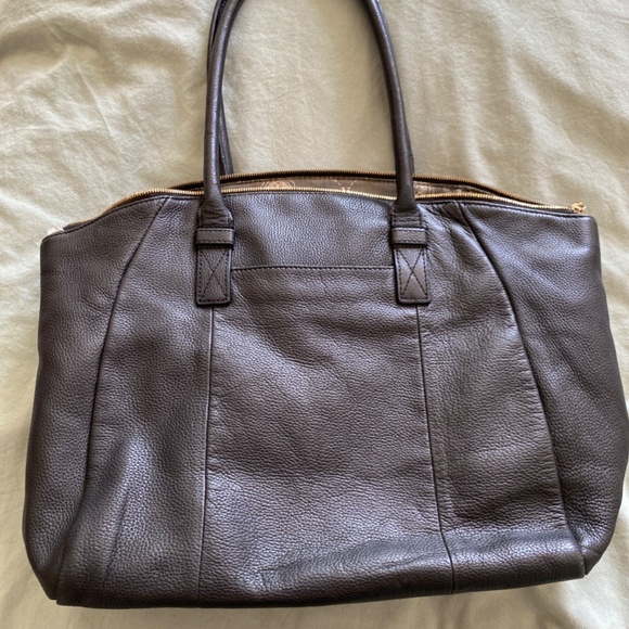 Vince Camuto black tote - Picture 3 of 4